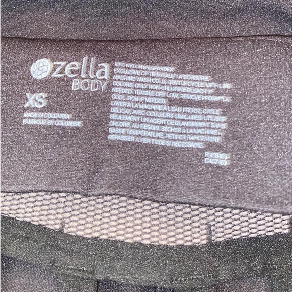 ZELLA NEW $25 Low Impact Body Rhythm Sports Bra in Black XS - Picture 3 of 7